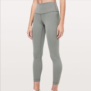 lululemon Wunder Under in Grey Sage
